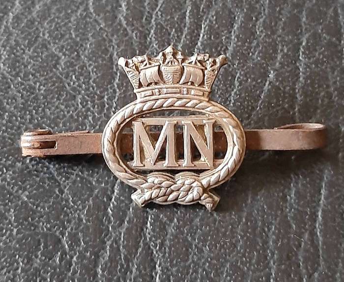 WW2: British Merchant Navy .925 Silver 'Sweetheart Brooch ' w/ Pin .