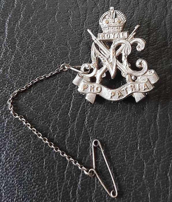 RARE: WW2 Royal Natal Carbineers Silverplated 'Sweetheart Brooch' Badge w/ Chain Fob (Pin Intact).