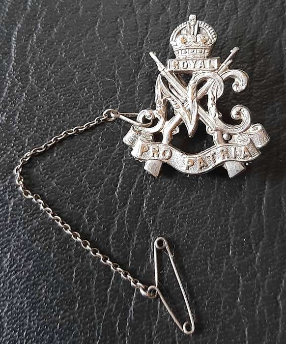 RARE: WW2 Royal Natal Carbineers Silverplated 'Sweetheart Brooch' Badge w/ Chain Fob (Pin Intact).