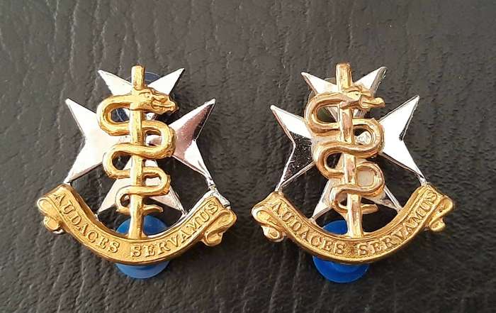 Border War 1980s: SA Medical Service Bi-Metal Collar Badge Pair (Pins Intact).
