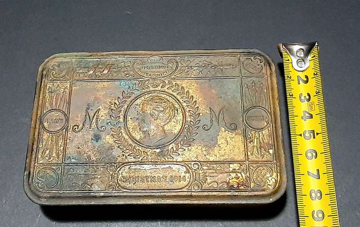 WW1 : Princess Mary Christmas 1914 Tin w/ Cardboard Insert (Att. Officer 1st D.L.I.)