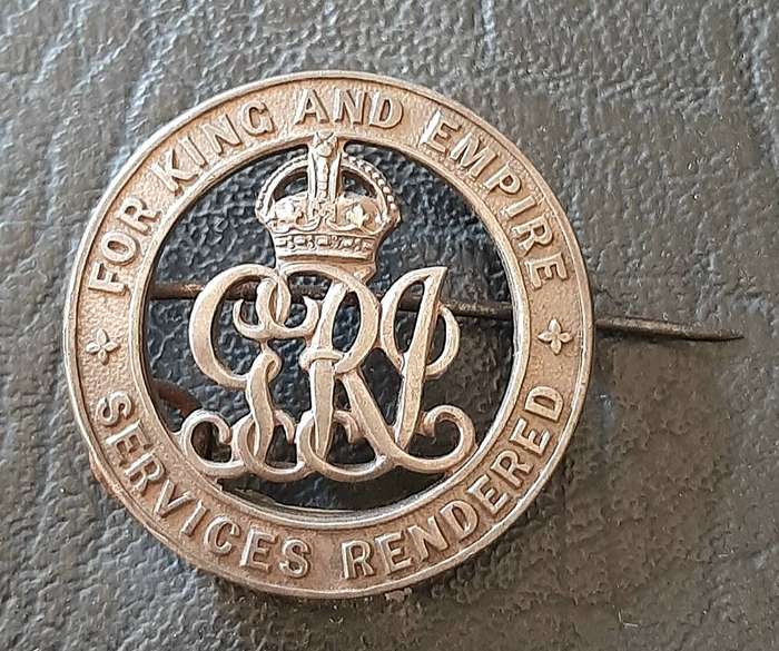 RARE: WW1. 925 Silver British Empire Wound Badge Services Rendered w/ Pin (SA Issue).