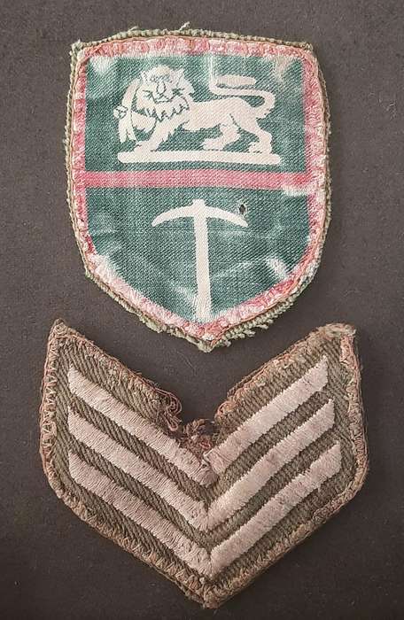 Rhodesian Bush War:1970s Rhodesian Army TypeII Flash & Camouflage Sergeants Rank Insignia  ( 2x Pcs)