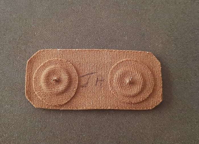 Border War: 1980s SADF Nutria Rubberized 'Tupperware' Marksmanship Breast Badge w/ Pins.
