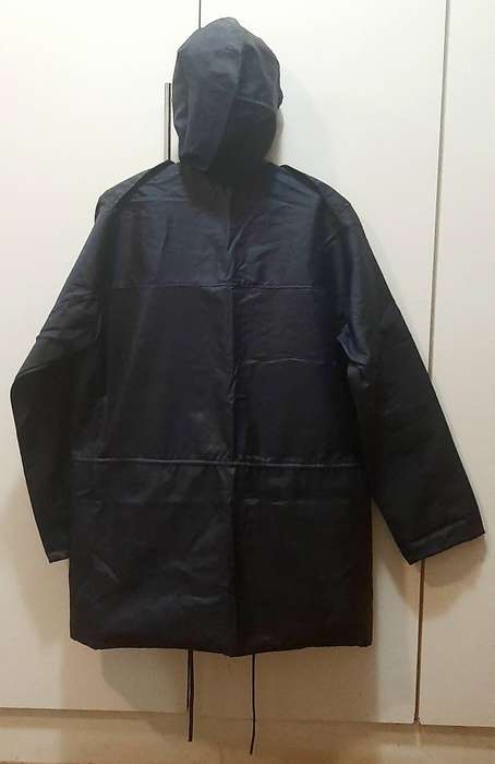 1990s SA Air Force: UNISSUED Blue Fielddress 'Bluetria' Rain Coat w/ Fittings (Medium/Large).