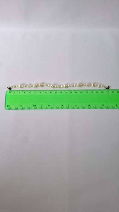 Stunning Freshwater Baroque Pearl Beaded Bracelet with Magnetic Clasp - Excellent Condition