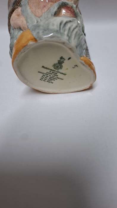 Royal Doulton Medium Size Character Jug "Robinson Crusoe" D. 6539 - Excellent Condition