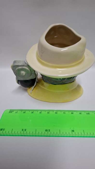 Royal Doulton  Medium Size Character Jug "The Bowls Player" D.6896 - Excellent Condition