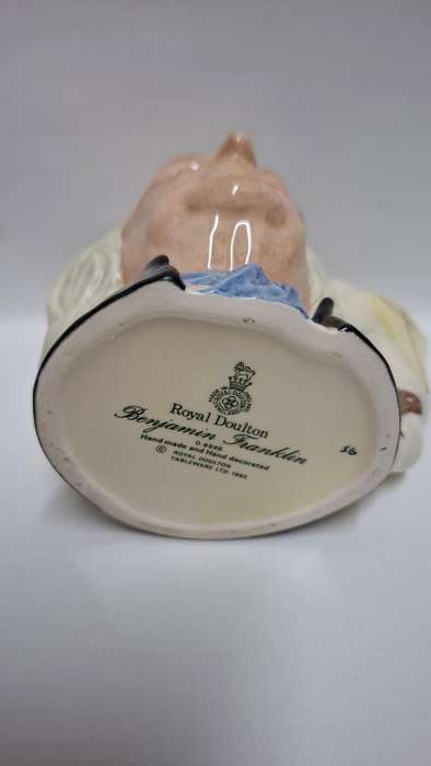 Royal Doulton  Medium Size Character Jug "Benjamin Franklin" D.6695 - Excellent Condition