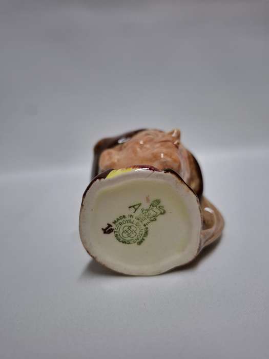 Royal Doulton Small Toby Jug "Arry"  D.5757 - Excellent Condition