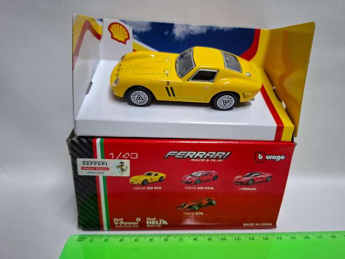 Ferrari 250 GTO Diecast 1/43 scale Shell's Innovation Partnership With Ferrari- Good Condition