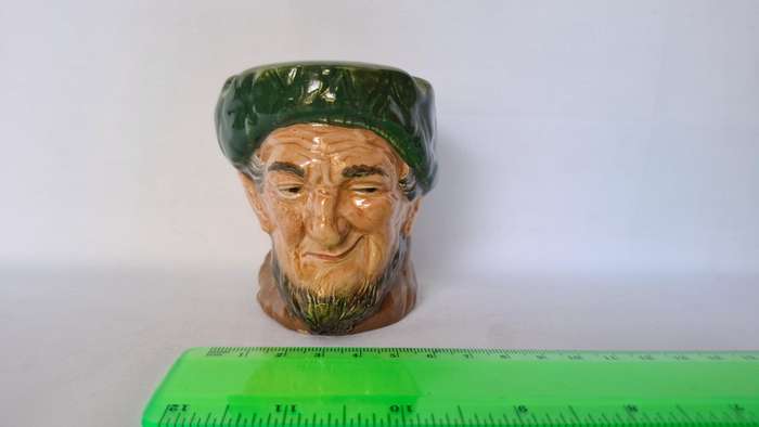 Royal Doulton Toby Jug Ash Bowl "Auld Mac" D. 8292 - Excellent Condition