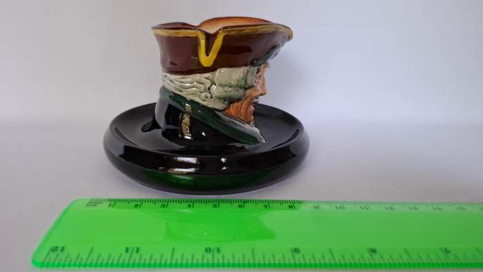 Royal Doulton Toby Jug Matchbook Holder Ashtray "Dick Turpin" D. 5601 - Excellent Condition