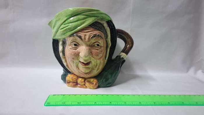 Royal Doulton Large Toby Jug "Sairey Gamp" D.5528 - Excellent Condition