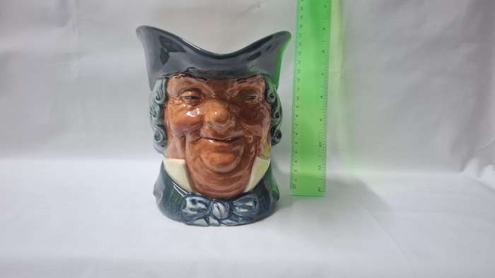 Royal Doulton Large Toby Jug "Parson Brown" D.5486 - Excellent Condition