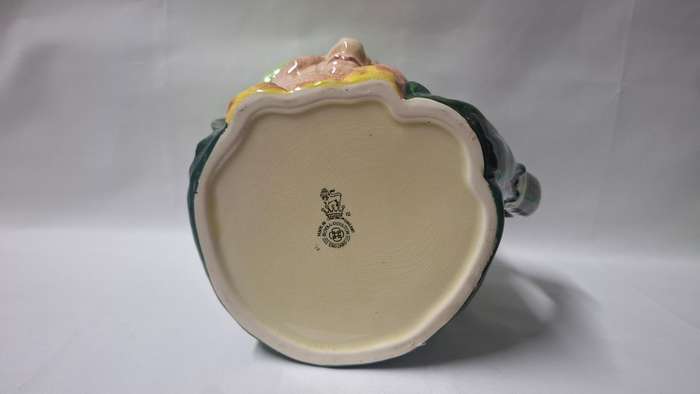 Royal Doulton Large Toby Jug "Sairey Gamp" D.5528 - Excellent Condition