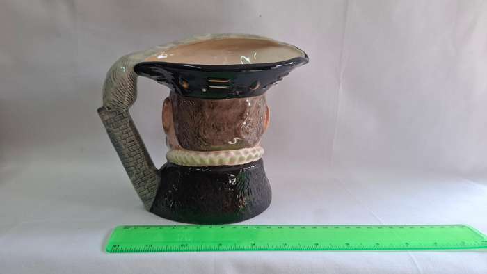 Royal Doulton Large Toby Jug "Henry Vlll" D.6642 - Excellent Condition