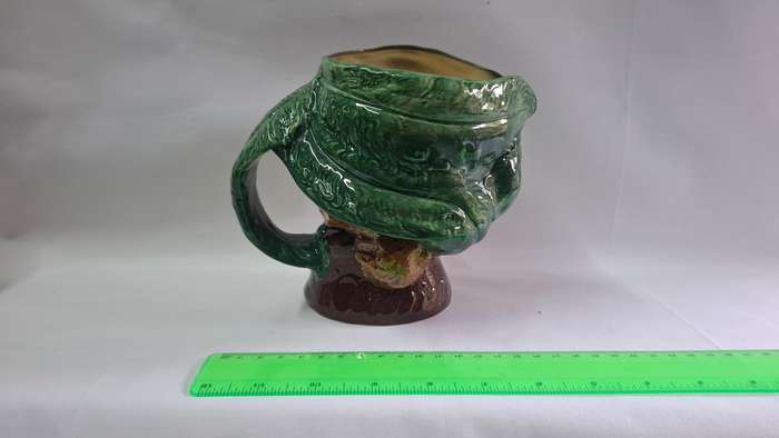 Royal Doulton Large Toby Jug "Arriet" D.6208 - Excellent Condition