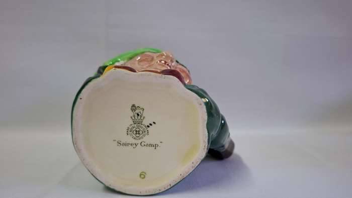 Royal Doulton Small Toby Jug "Sairey Gamp" D. 6045 - Excellent Condition