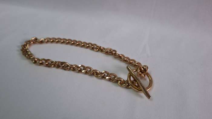 Lot 5A - A Stunning Gold Plated Vintage Curb Chain