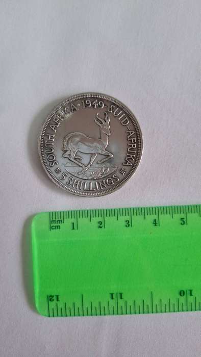 1949 Union of South Africa 5 Shilling Silver Coin (28.4g)