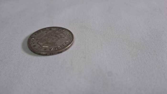 1960 Union of South Africa 2 Shilling Silver Coin (11.2g)
