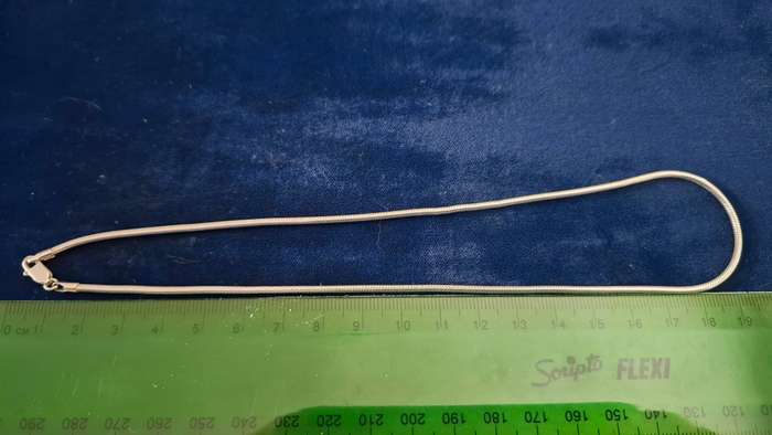 Lovely 925 Silver Rope Chain (10.5 Grams) in Excellent Condition  40 cm Long and Clearly Marked