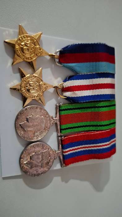 Set of WW 2 Miniature Medals  in Good Condition
