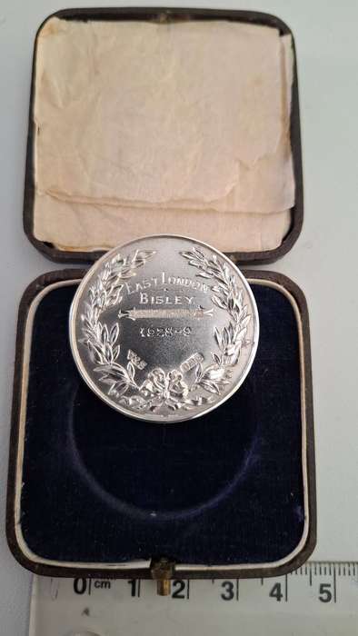 1928-29 Union Defence Forces No 2 Military District Hallmarked Silver Medal East Londen Bisley 30.5g