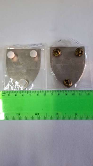 SADF Hercules Commando Metal Shoulder Flash with All Pins Intact - In Excellent Condition