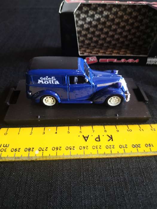 Vintage Brumm R329 Fiat 1100E Furgone Gelati Motta 1950- Scale 1/43  Good Codition
