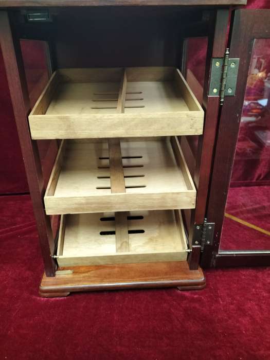 Stunning Premium Three Tiers Cigar Humidor Display Cabinet 49cm x32cm - Cuban Connection