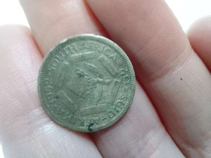 Silver Suid Afrika / South Africa Union Silver Sixpence 1952 -6D Coin - Good Condition