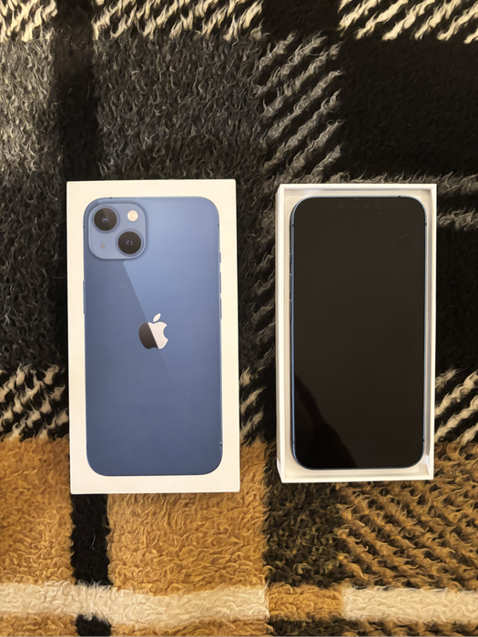 Blue iPhone 13 256GB