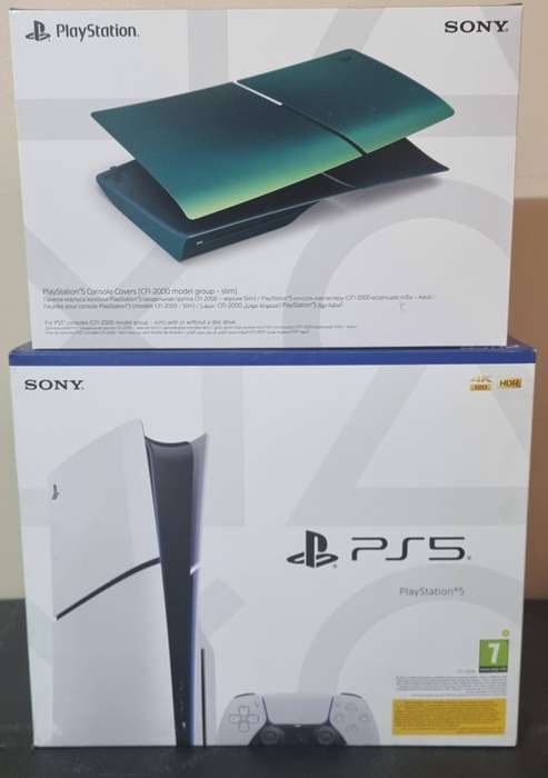 PlayStation 5 Console (Slim) Disc Edition - Glacier White + Chroma Teal Console covers Bundle - PS5