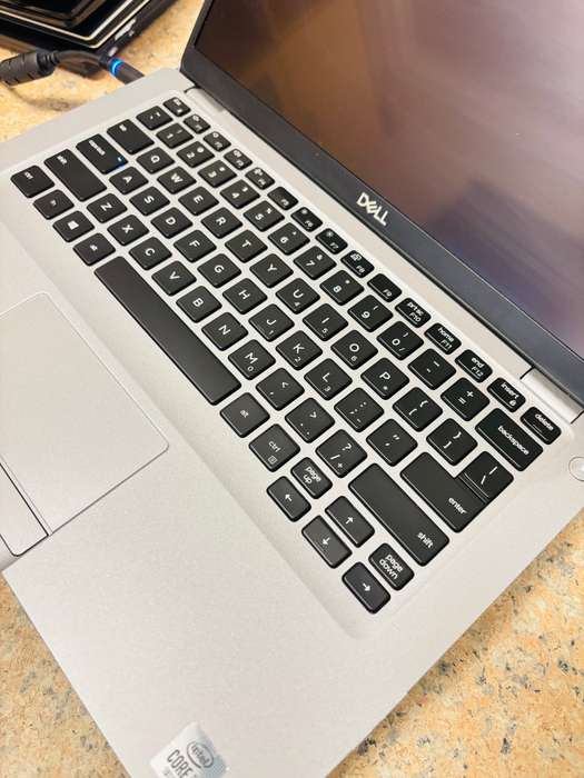 Dell Latitude 5410 14-inch Intel Core i5 10th Gen 16GB RAM 1TB SSD - Windows 11 Office 2021