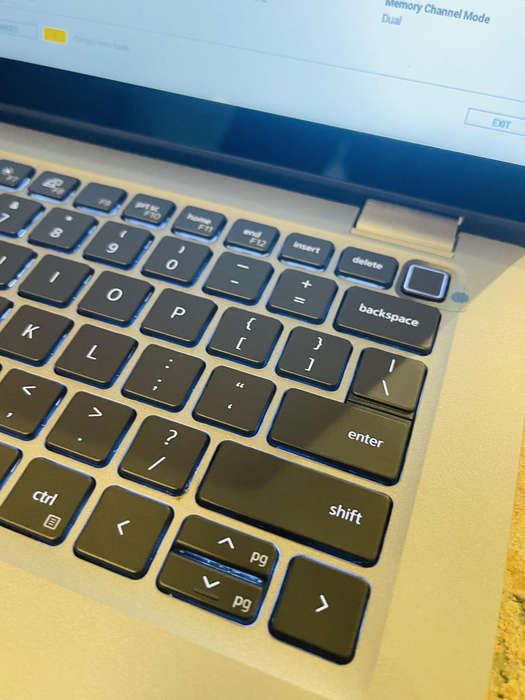 Dell Latitude 5330 Touchscreen QuadCore i7 12th Generation 32GB RAM 1TB SSD Windows 11 Pro Office