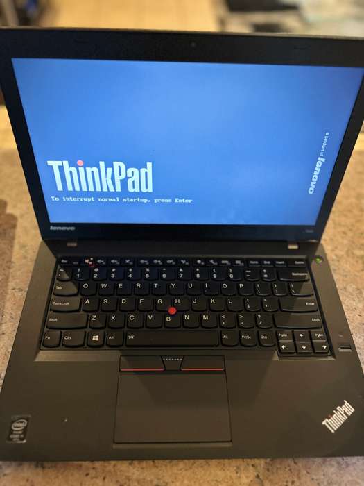 Lenovo Thinkpad T450 - Intel Core i5 - 8GB RAM - 256GB SSD ~Windows 11 Office 2021
