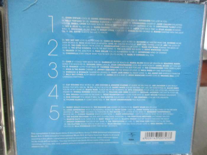 100 essential love songs 5 cd box