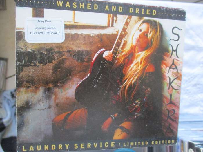 shakira cd and dvd