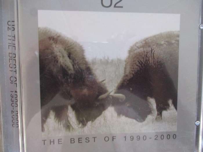 U2