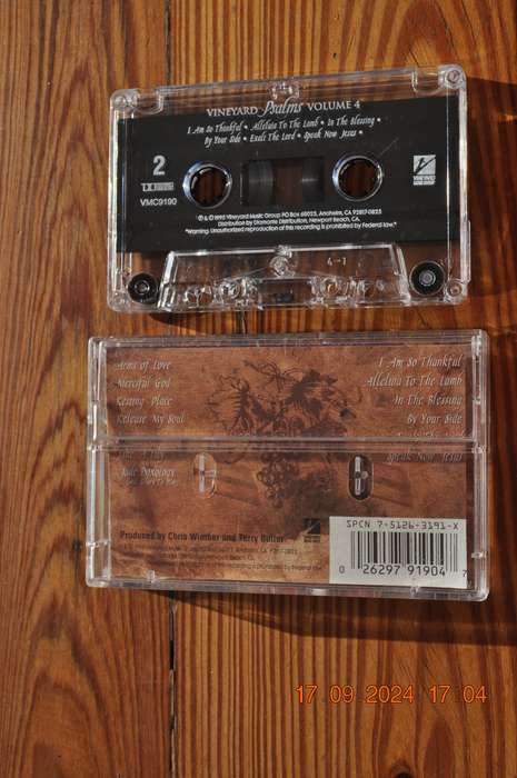 Vineyard Psalms - Volume 4 (Cassette)