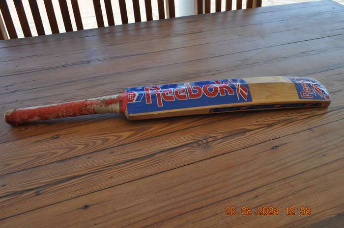 Reebok SH Cricket Bat