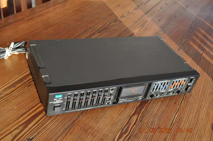 Vintage 1980s Sansui RG-707 Graphic Equalizer R2500