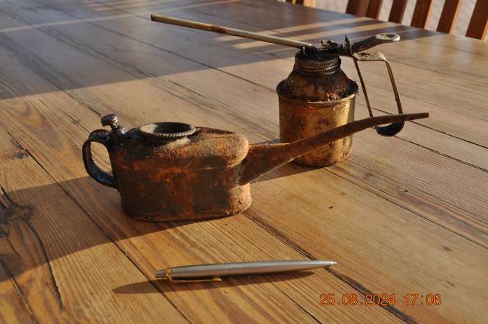 Small Vintage Oil Dispensers Selling As Is