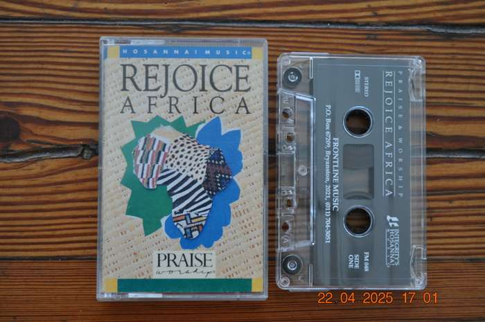 Praise & Worship - Rejoice Africa (Cassette)