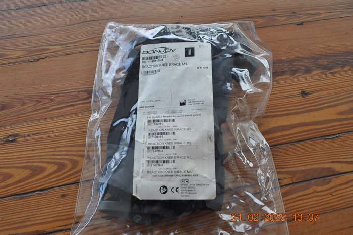 Donjoy Reaction Knee Brace Size ML