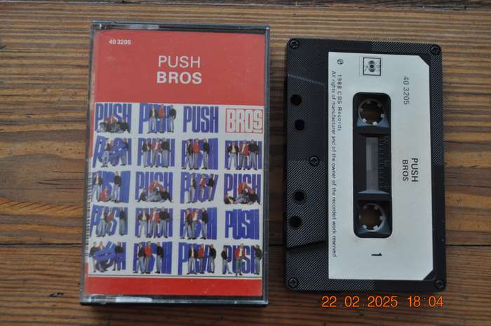 Bros - Push (Cassette)