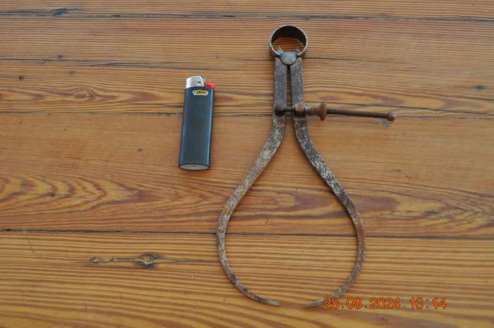 Vintage Outside Caliper 230mm
