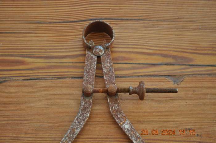 Vintage Outside Caliper 180mm